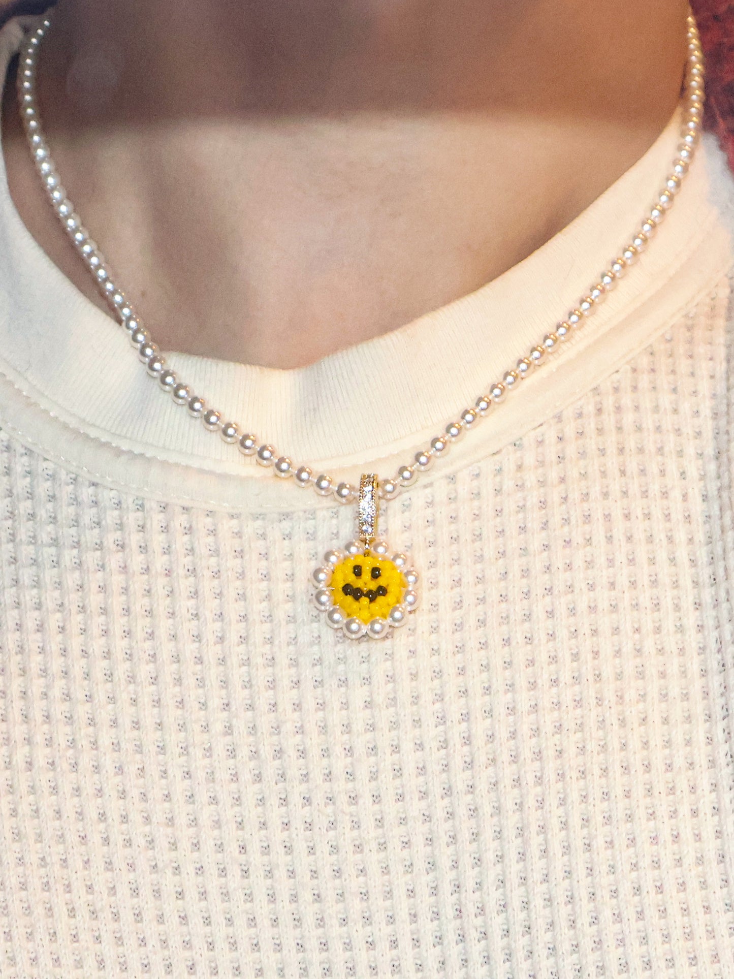 SNBC Smiling Dandelion Pearl Necklace