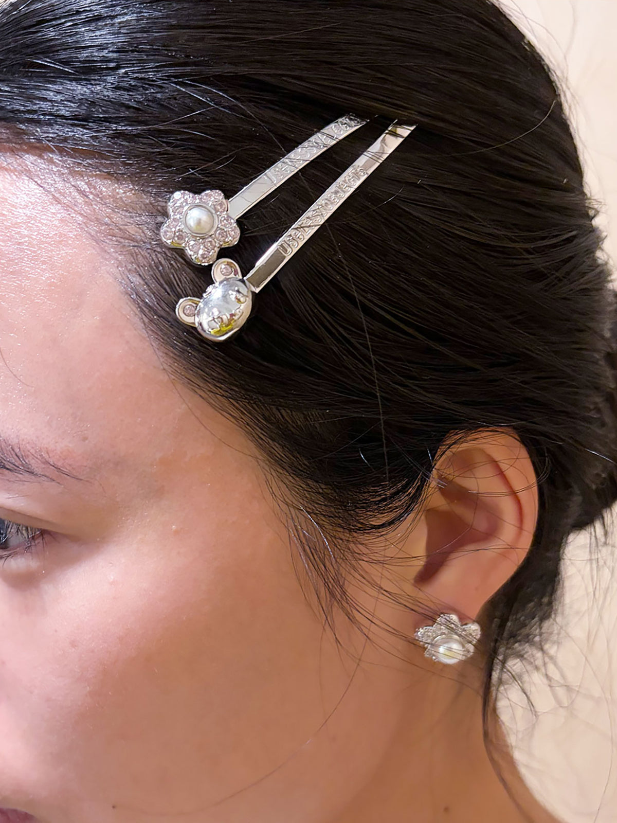 USELESS OBJECTS Window Flower Hairpin