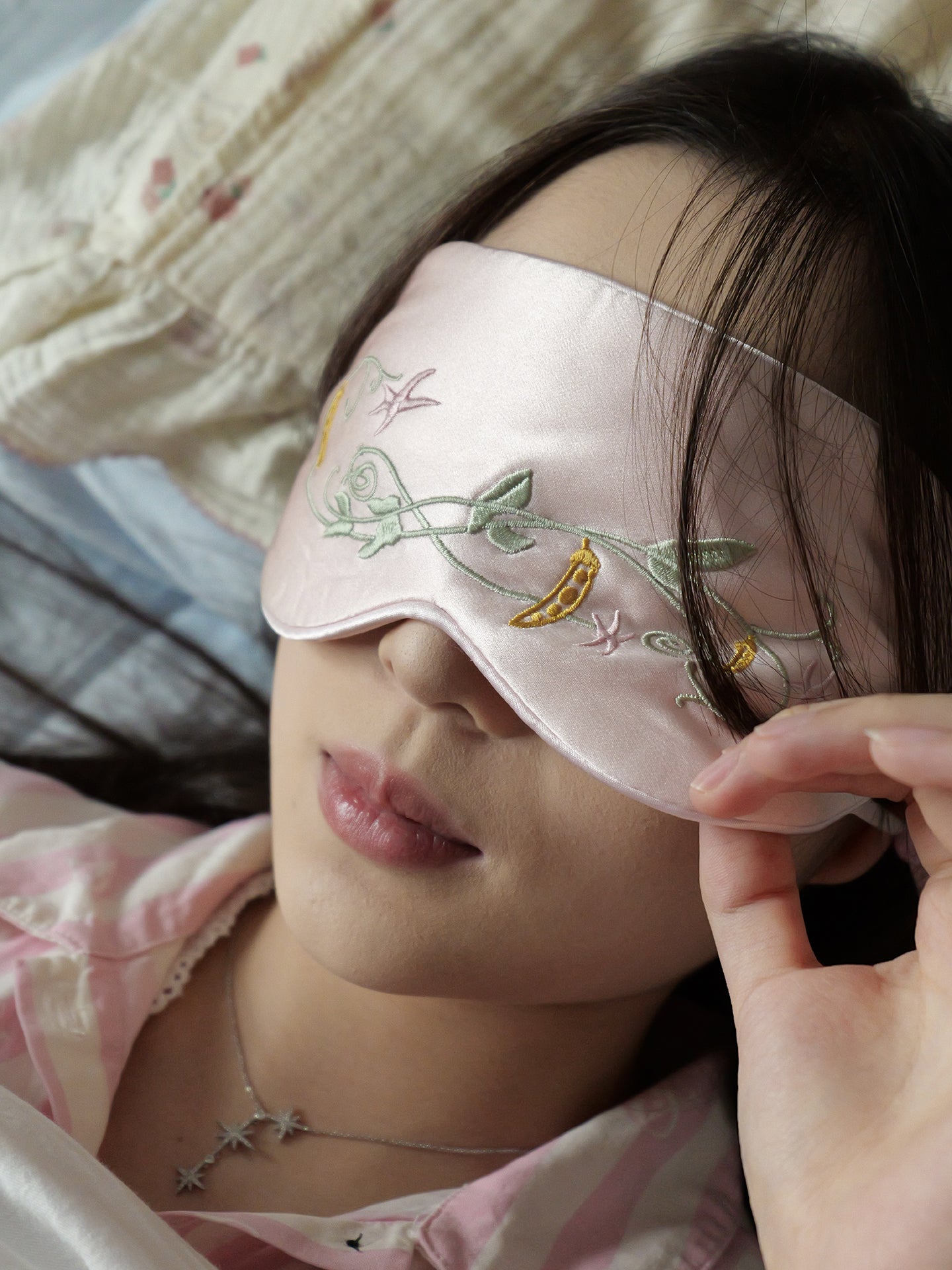Within Without Pea Tip Pattern Silk Eye Mask