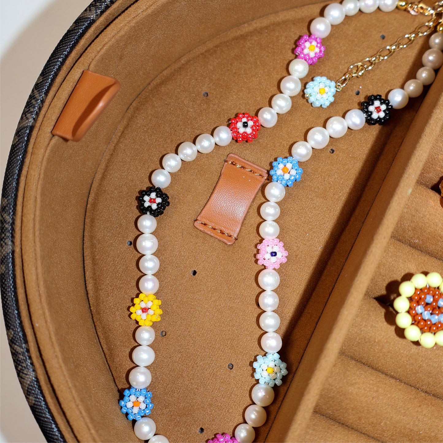 SNBC Primrose Freshwater Pearl Necklace