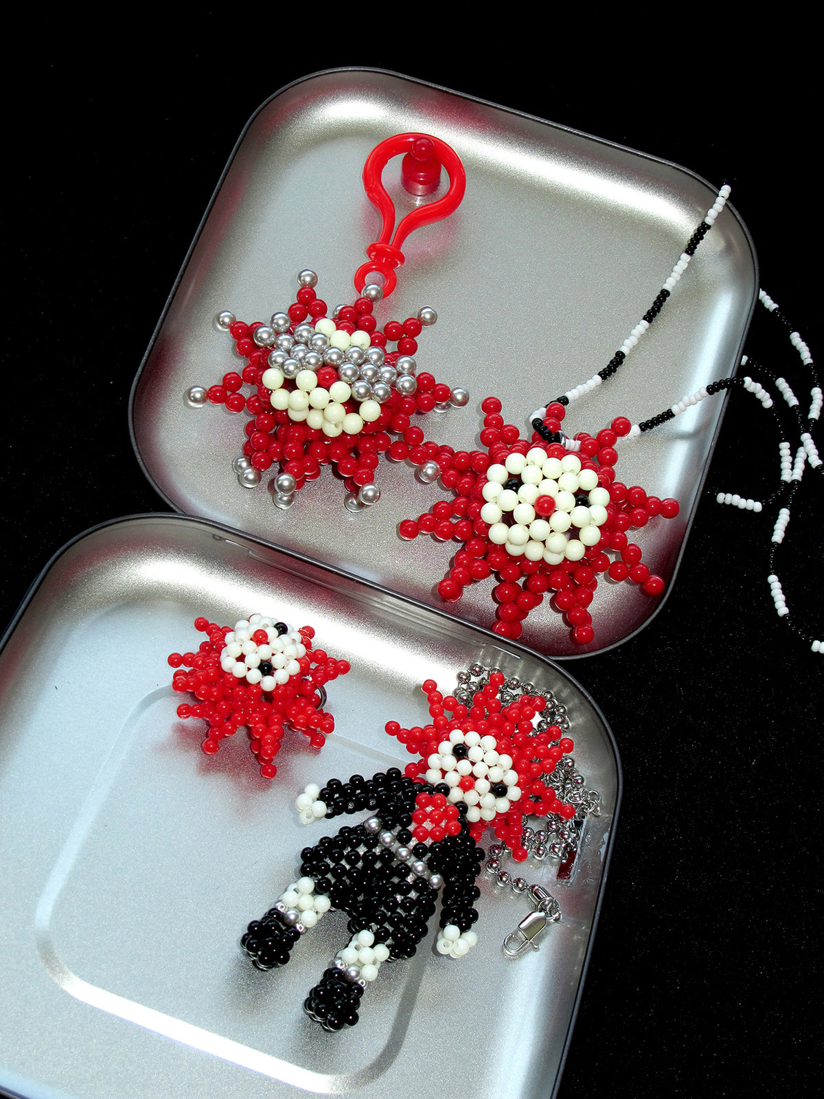 CHICHABOOM Small KIKO Spiky Little Man Beaded Necklace