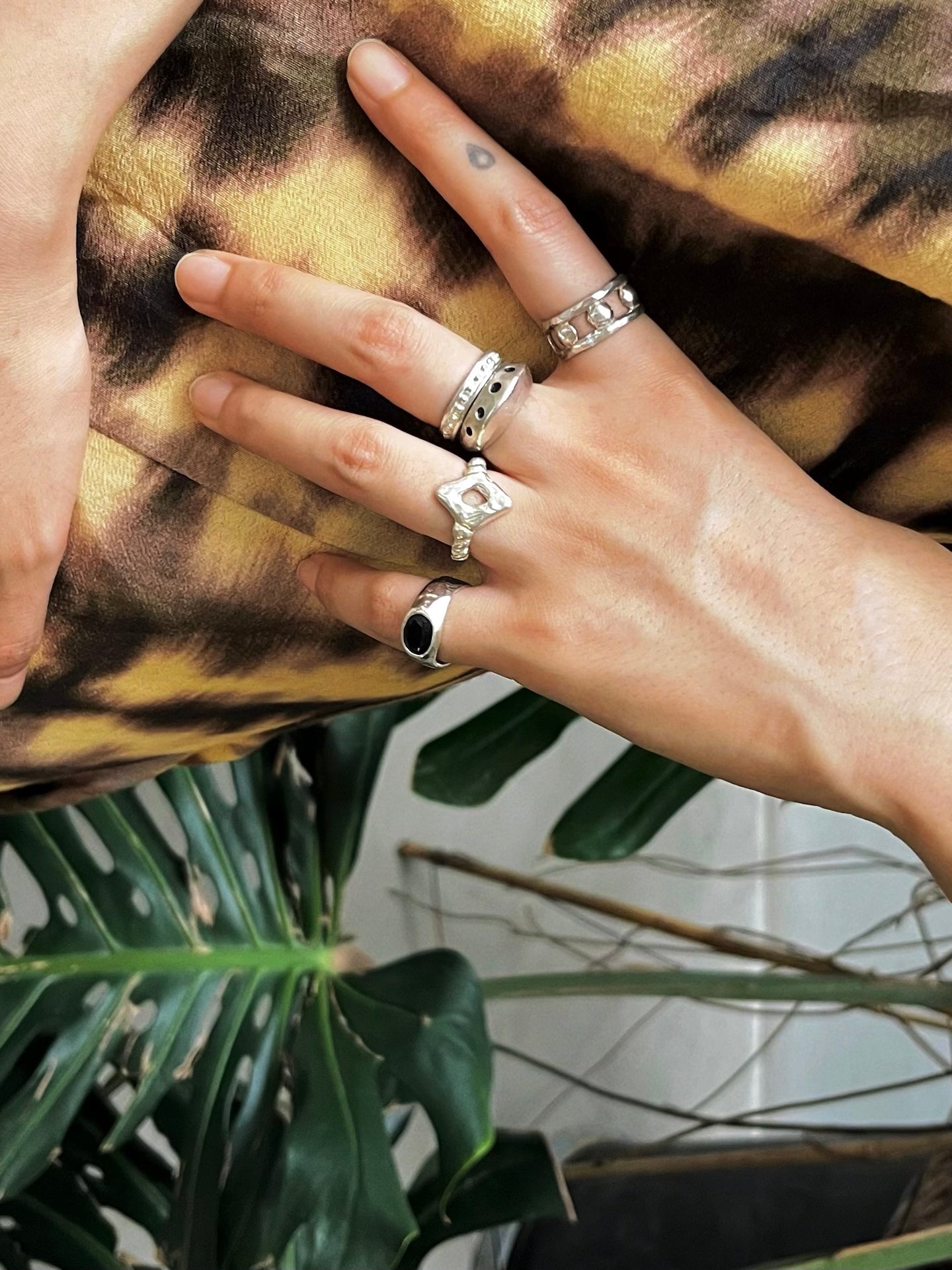 MERE UFO Open Ring