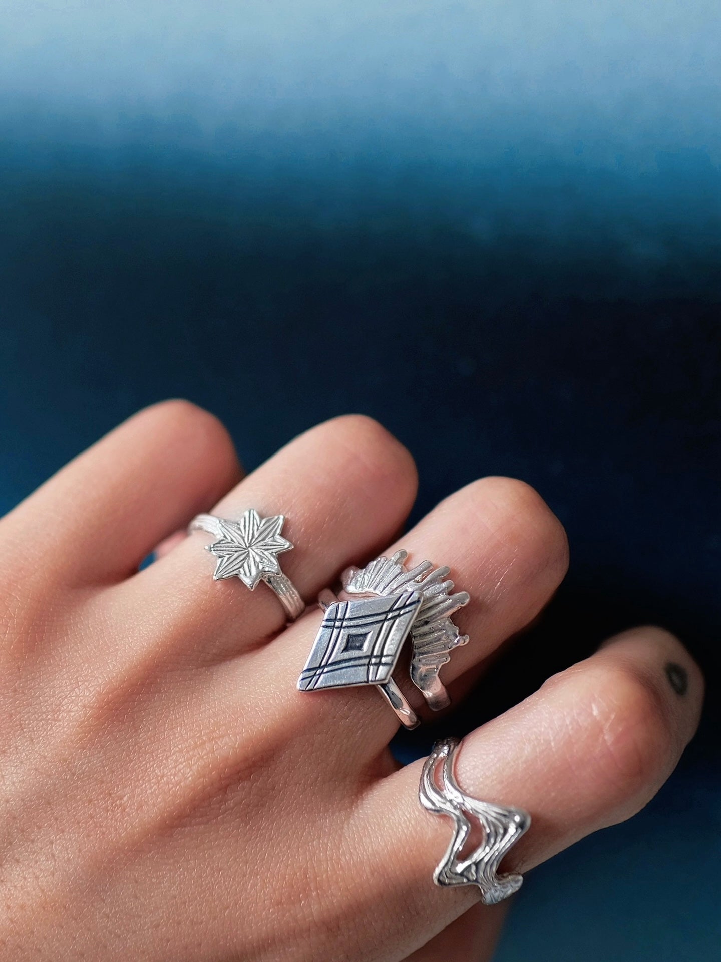 MERE Intersecting Light Open Ring