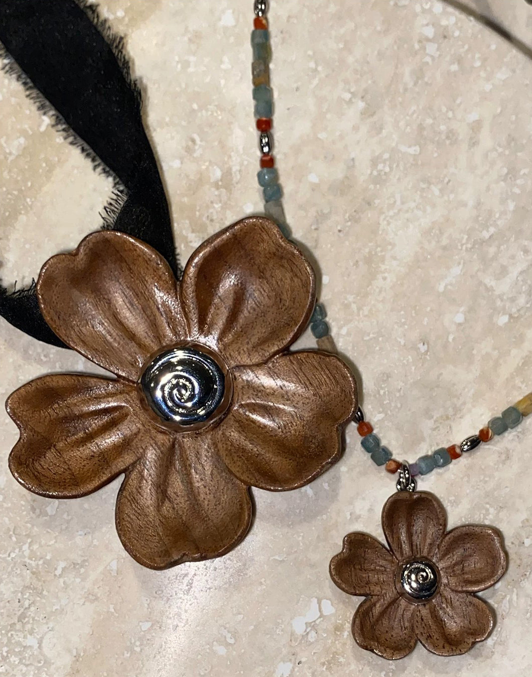USELESS OBJECTS Wood Bloom Wooden Flower Ribbon Large Necklace