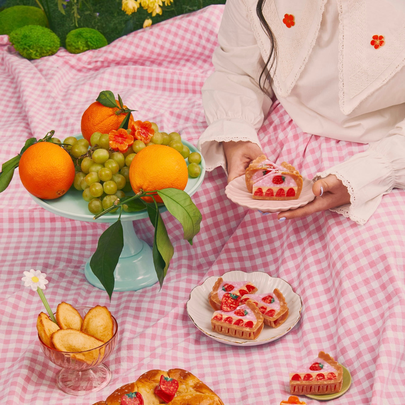 Coucou Suzette Strawberry Pie Hair Claw