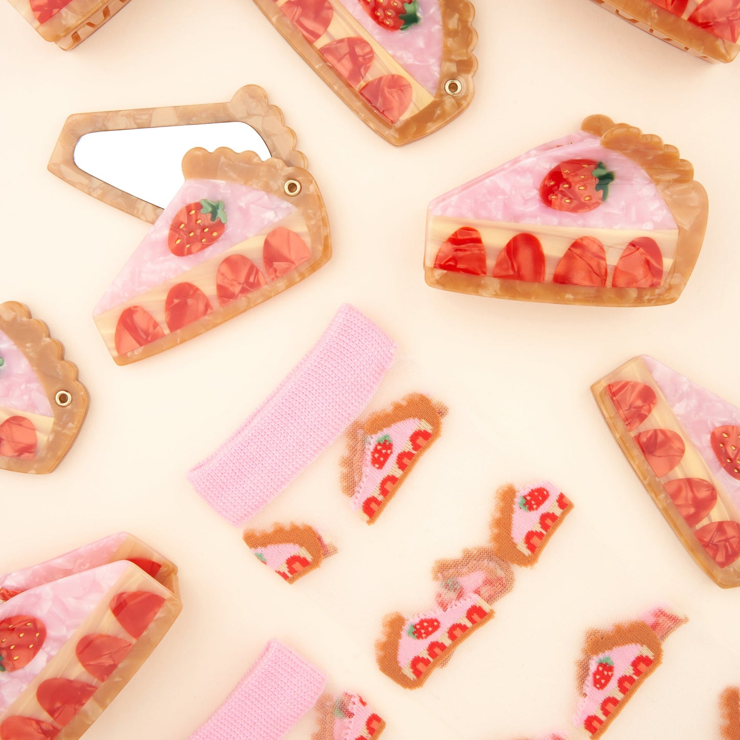 Coucou Suzette Strawberry Pie Hair Claw